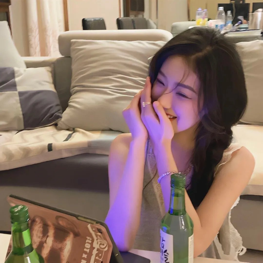 夜晚开的花 海报